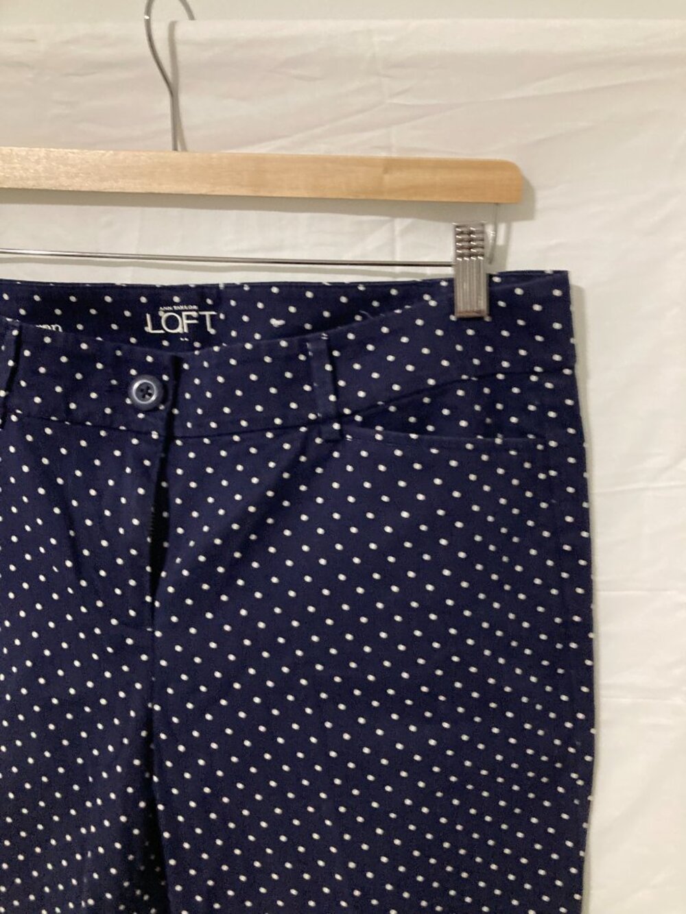 Loft Womens 10 Original Crop Blue Polka Dot Classic Prep Summer Chic Comfort - Picture 5 of 10